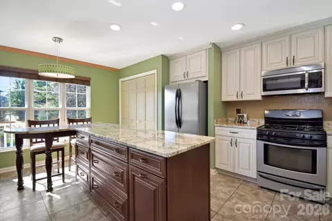 308 Lakeview Dr, Deep Gap, NC 28618 photo 29