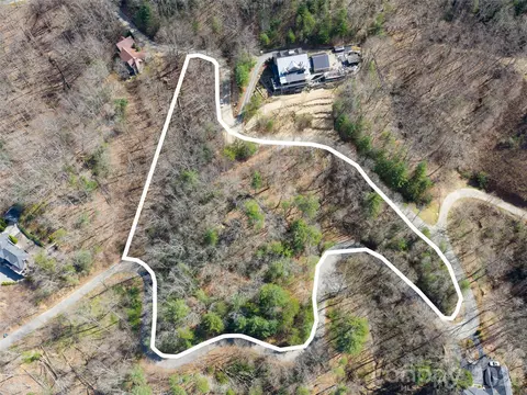 99999 Okoboji Dr, Fletcher, NC 28732