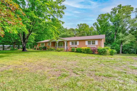 713 Pleasant Dr, Shelby, NC 28152
