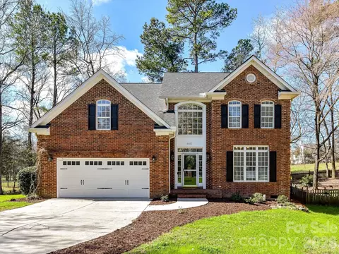 6607 Rea Croft Dr, Charlotte, NC 28226