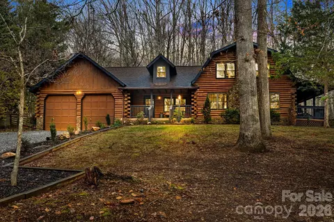 16 Decker Dr, Asheville, NC 28803