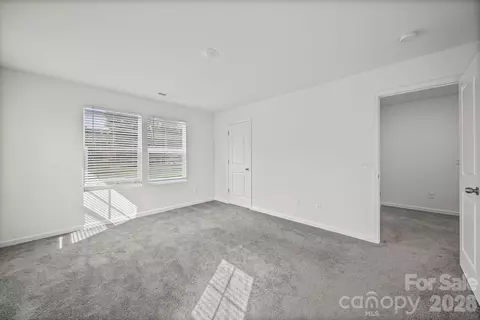 Bedroom - 15 Th Ne Ave NE, Conover, NC 28613 photo 4 of 8