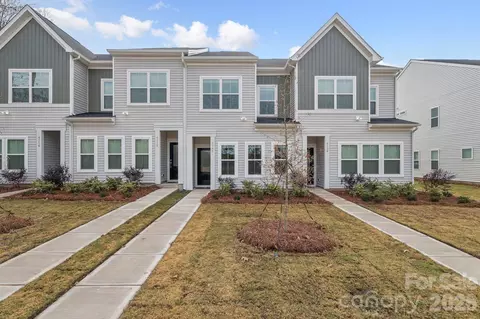 4628 Lakeview 5 Rd #5, Charlotte, NC 28216