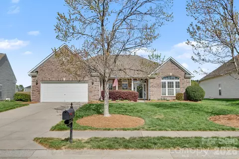 217 Pine Lake Dr, Monroe, NC 28110