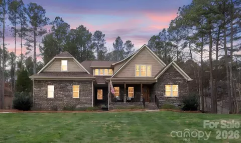 7261 Bay Ridge Dr, Denver, NC 28037