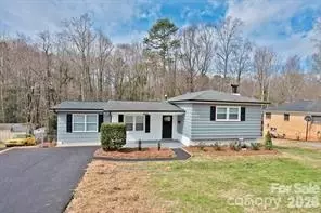 1404 Nottingham Rd, Kannapolis, NC 28081