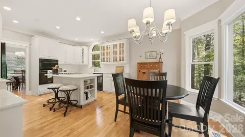 Kitchen - 3875 Deer Run Ne Dr NE, Conover, NC 28613 photo 1 of 3