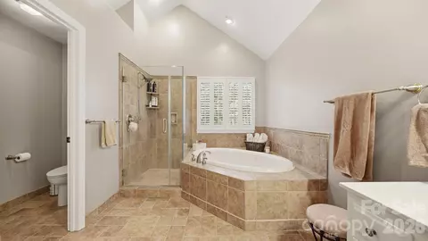 Bath - 3875 Deer Run Ne Dr NE, Conover, NC 28613 photo 1 of 2