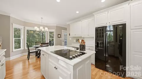Kitchen - 3875 Deer Run Ne Dr NE, Conover, NC 28613 photo 2 of 3