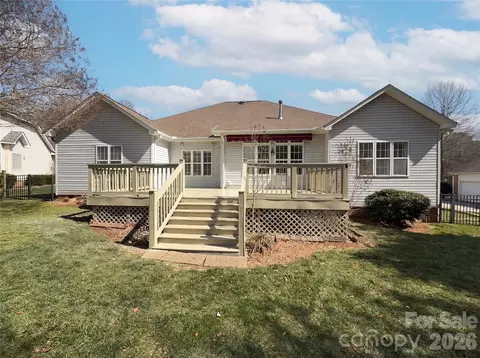 Exterior - 7700 Sedgebrook E Dr E, Stanley, NC 28164 photo 2 of 2