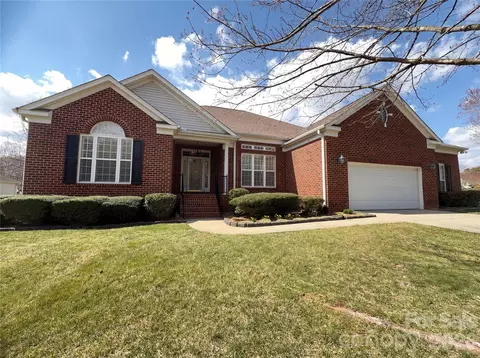 7700 Sedgebrook E Dr E, Stanley, NC 28164