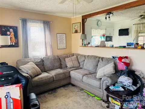 Living - 824 Baxter Rd, Cherryville, NC 28021 photo 1 of 1