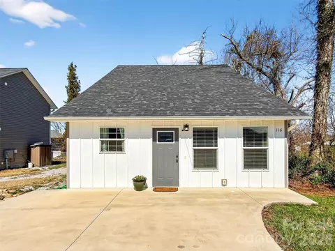 116 Bostic St, Marion, NC 28752