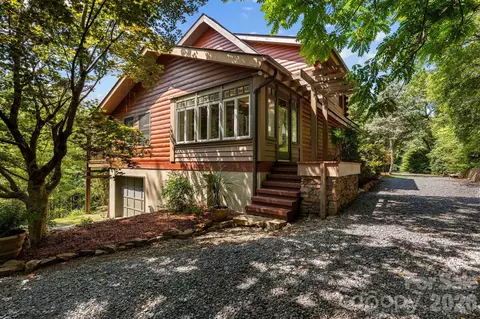 150 Avondale Ridge Rd, Asheville, NC 28803