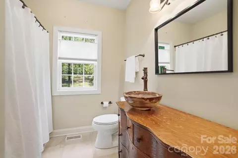 Bath - 2043 Standing Timber Rd, Lancaster, SC 29720 photo 3 of 4