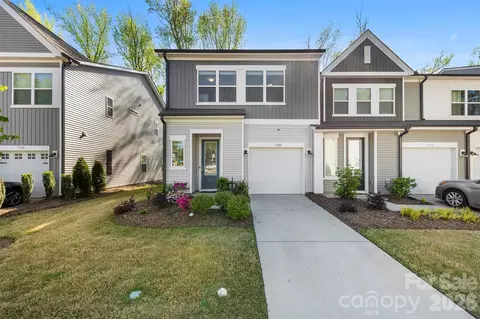 5320 Somerset Hill Ln, Charlotte, NC 28269
