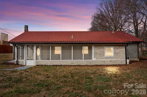 133 Elmwood Rd, Statesville, NC 28625