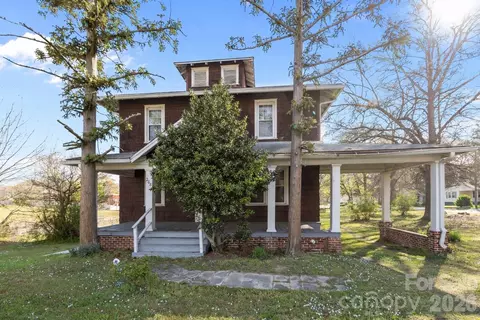 208 S Myrtle School Rd, Gastonia, NC 28052