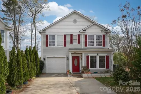 2443 Mint Thistle Ct, Charlotte, NC 28269