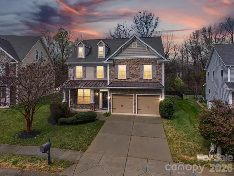 10817 Bere Island Dr, Charlotte, NC 28278