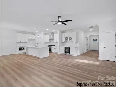 1242 N Sharon Amity Rd, Charlotte, NC 28211