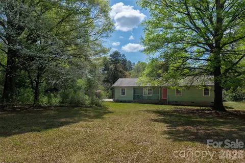 5219 New Town Rd, Waxhaw, NC 28173