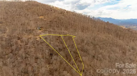 000 Elliotts 123 124 Loop #123 & 124, Bakersville, NC 28705