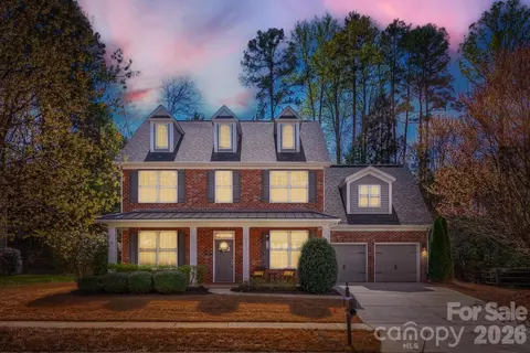 5626 Mcdowell Run Dr, Huntersville, NC 28078