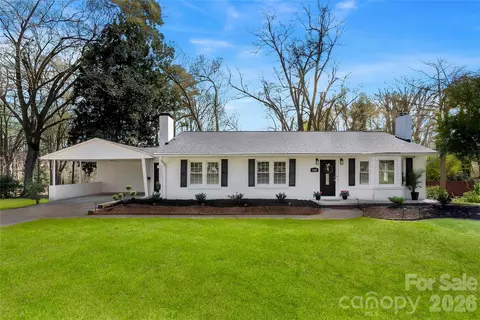 1605 Fairfield Dr, Gastonia, NC 28054