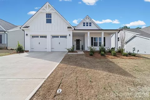 14083 Bobby Jones Dr, Lancaster, SC 29720