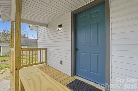 Exterior - 512 3rd St, Stanley, NC 28164 photo 3 of 3