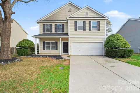 267 Flanders Dr, Mooresville, NC 28117