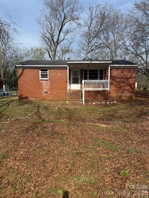 205 Jewel St, Chester, SC 29706