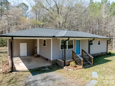5028 Nc 109 S Hwy S, Mount Gilead, NC 27306