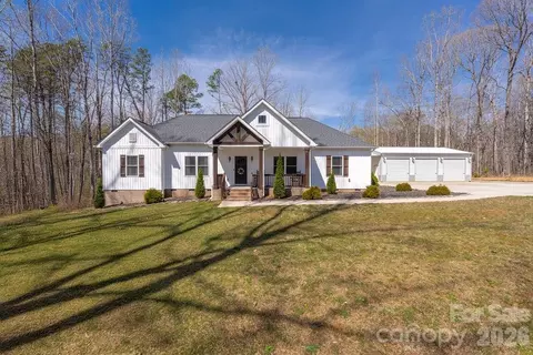 245 Rocky River Rd, Mooresville, NC 28115
