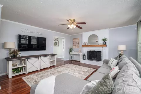 4804 Cedar Ct, Gastonia, NC 28056