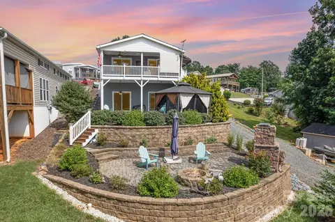 132 Eagle B16 Dr #B16, New London, NC 28127