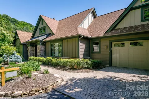 307 Spring Rock Rd, Burnsville, NC 28714