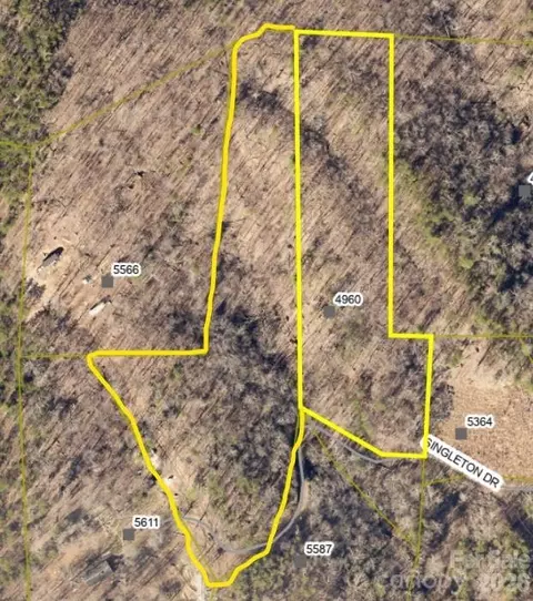 4960 Singleton Dr, Morganton, NC 28655 photo 2