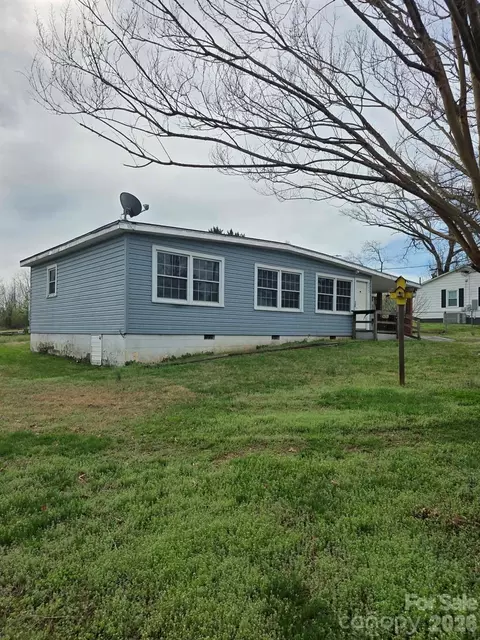 3272 N Maple Lane St, Connelly Springs, NC 28612