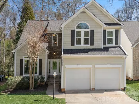 2020 Sablewood Dr, Charlotte, NC 28205