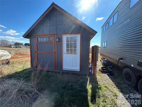 144 Speaks Rd, Olin, NC 28660 photo 3