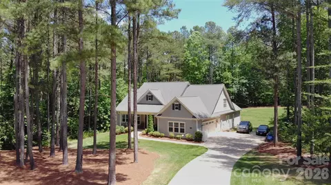 4660 Gold Finch Dr, Denver, NC 28037