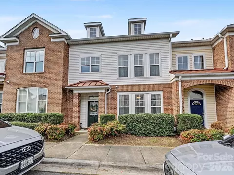 8421 Scotney Bluff Ave, Charlotte, NC 28273