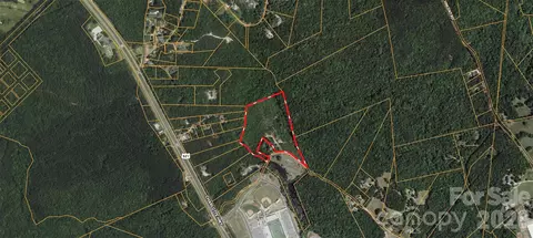 6327 Witherspoon Trl, Lancaster, SC 29720 photo 4