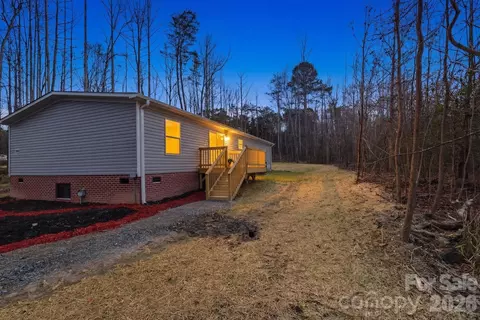 1685 Dawnview Ln, Lincolnton, NC 28092