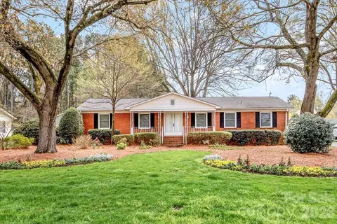 1224 Vickie Ln, Matthews, NC 28104