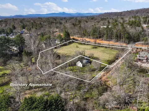 99999 New Haw Creek Rd, Asheville, NC 28805