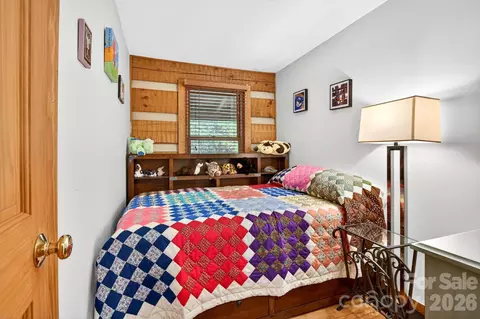 Bedroom - 14 Weeping Cherry Forest Rd, Fairview, NC 28730 photo 5 of 5