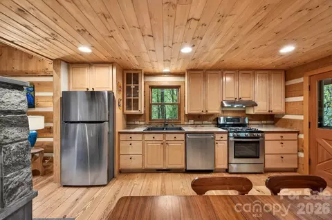 Kitchen - 14 Weeping Cherry Forest Rd, Fairview, NC 28730 photo 1 of 1